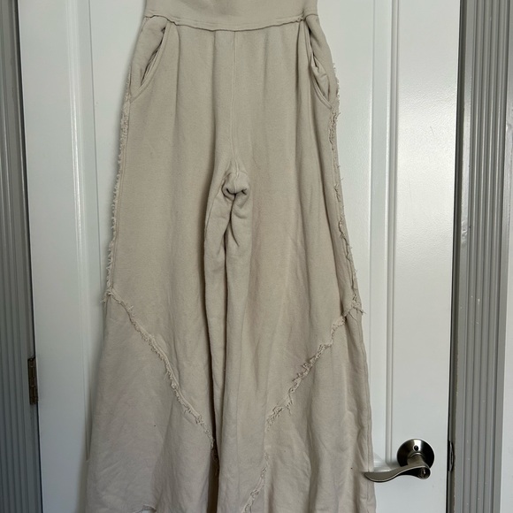 Free People Movement Cream Wide-Leg Pants Fringe Distressed Size Extra Small - Picture 9 of 9